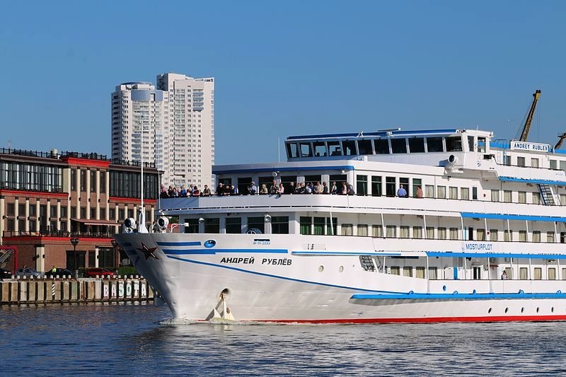 El MS Andrey Rublev navegando por el Volga (Moscú) CRUCEROS RUSIA CRUCEROS VOLGA CRUCEROS MOSCU CRUCEROS SAN PETERSBURGO CRUCEROS DESCUENTOS CRUCEROS OFERTA RUSIA CRUCEROS RUSIA RUSSIAN CRUISES RUSSIA CRUISES VOLGA CRUISES MS ANDREY RUBLEV